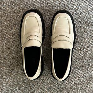 Chunky Alohas Loafers